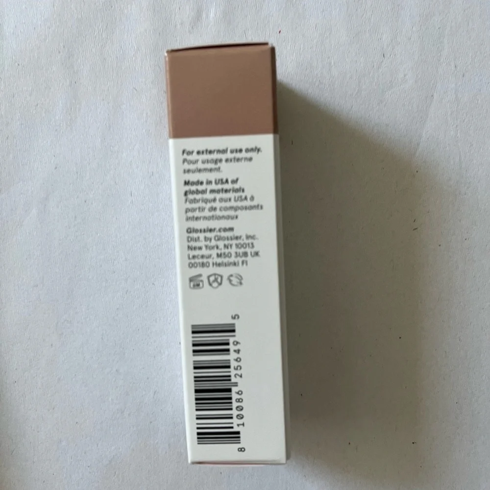 Glossier cloud paint
